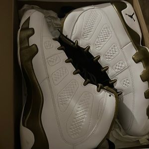 Jordan 9s with matching hat